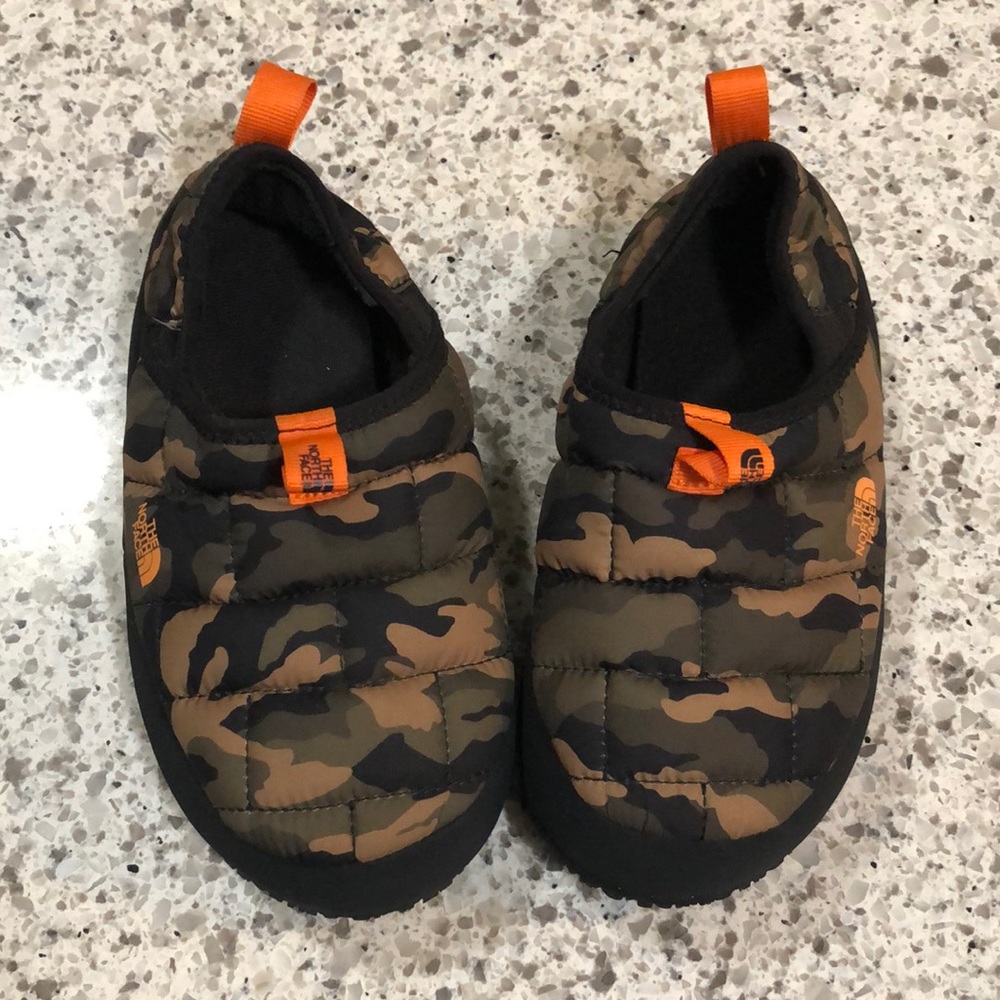 North face Thermoball slippers